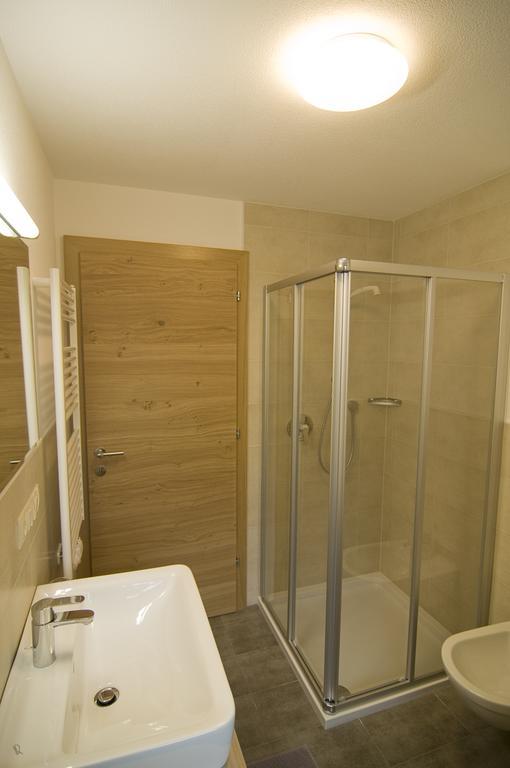 Garni Appartement Alpenresidence Cadipietra Værelse billede
